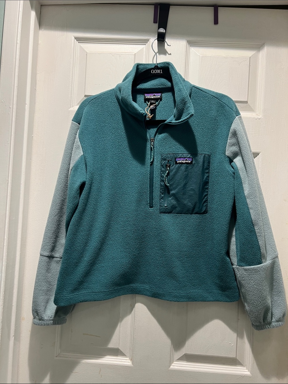 Patagonia Teal and Light Gray Quarter-Zip Fleece Pullover